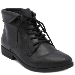 NWOB Gloria Vanderbilt Women's Claudette Ankle Boot Dark Academia Black Gothic 9